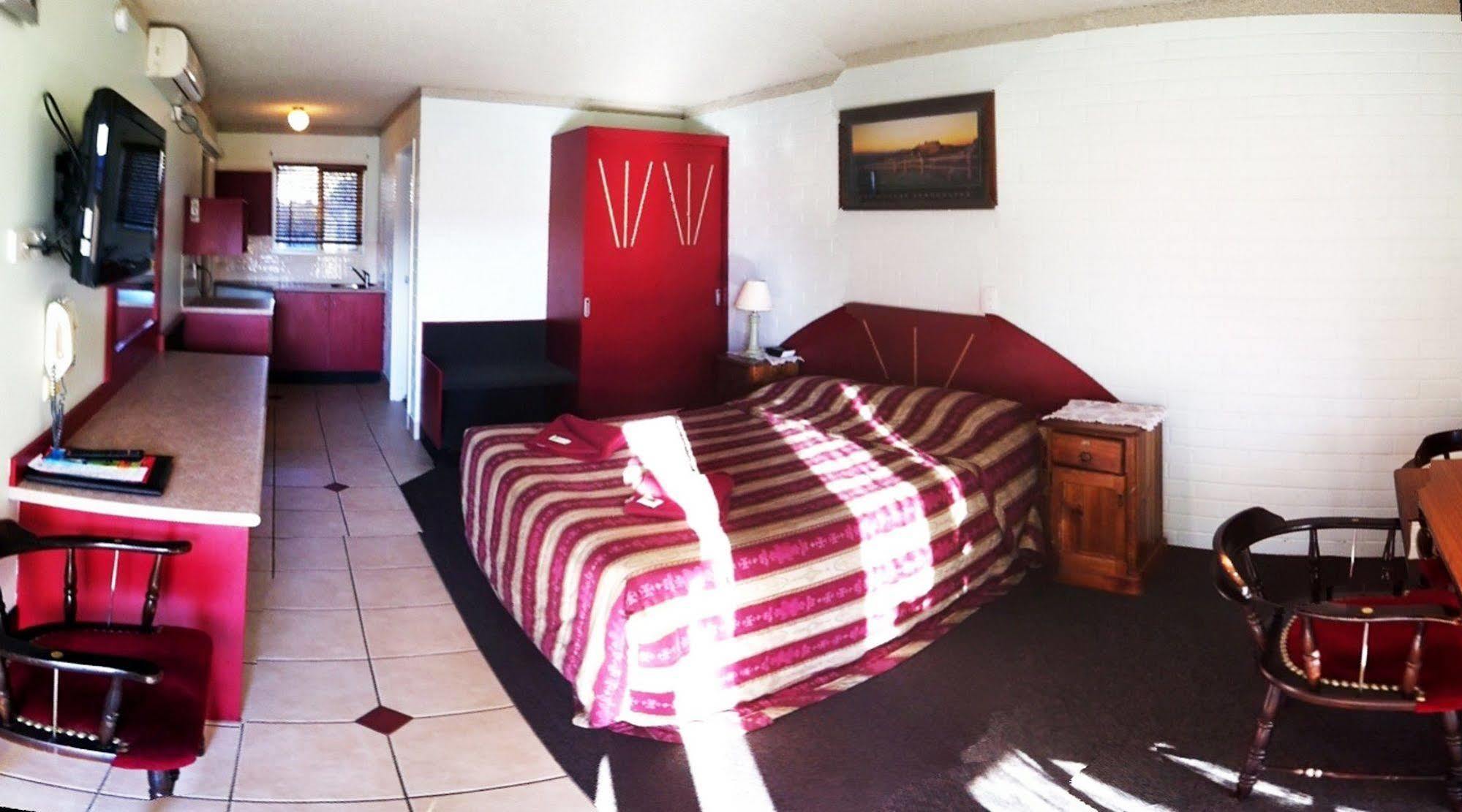 Homestead Motel Dubbo Kültér fotó